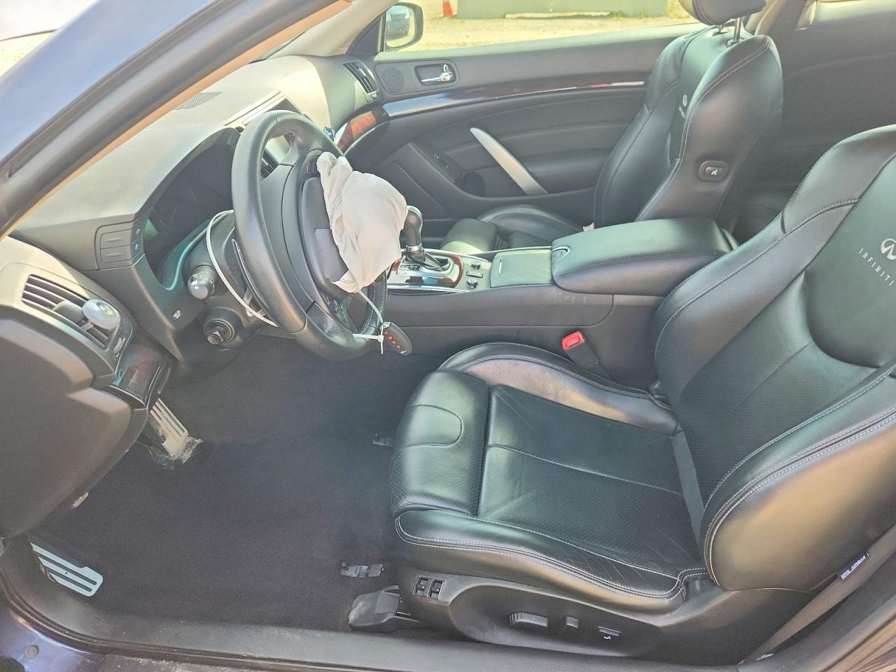 2011 Infiniti G37 - Image 7