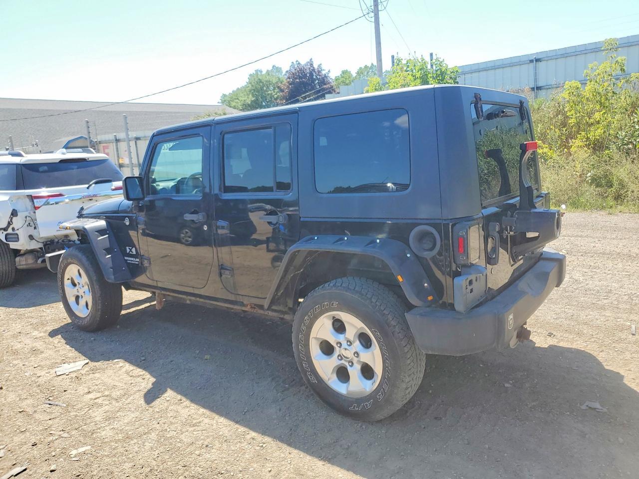 2009 Jeep Wrangler Unlimited X - Image 2