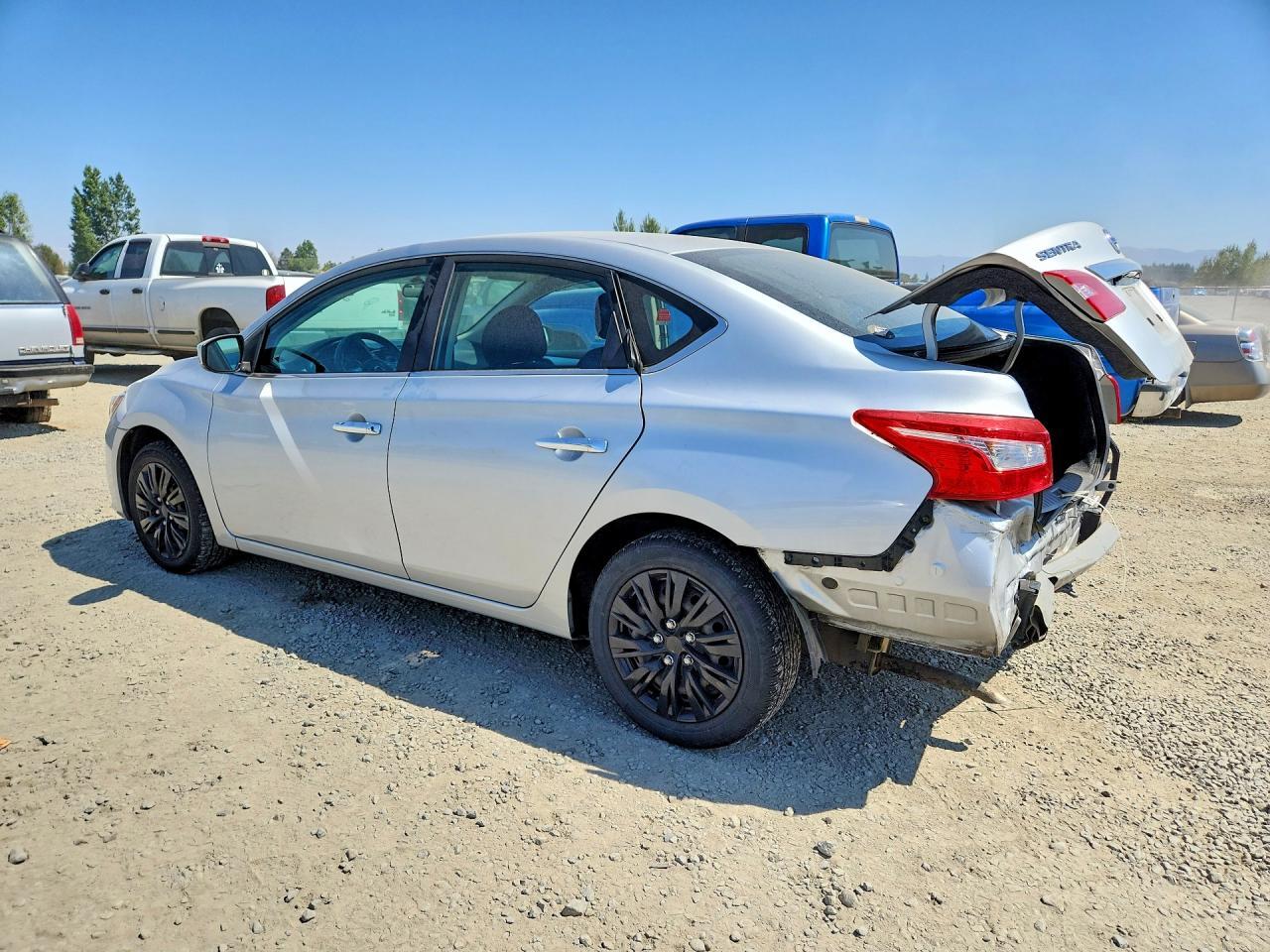 2019 Nissan Sentra S - Фото 2