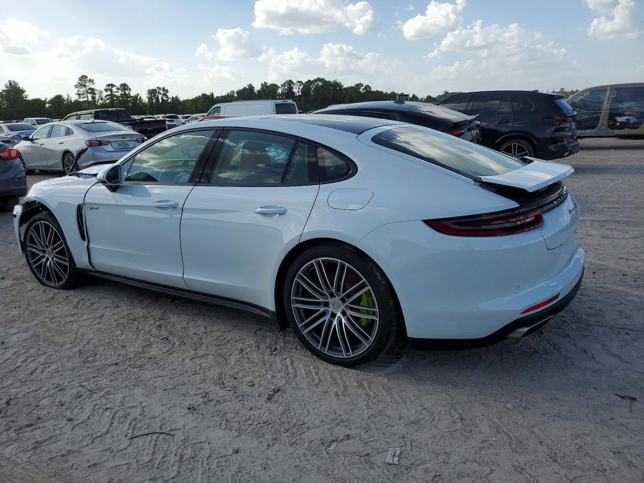 2019 Porsche Panamera 4 E-Hybrid - Фото 2