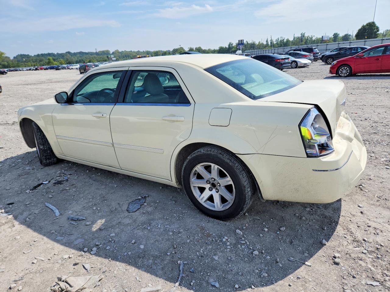2006 Chrysler 300 Touring - Фото 2