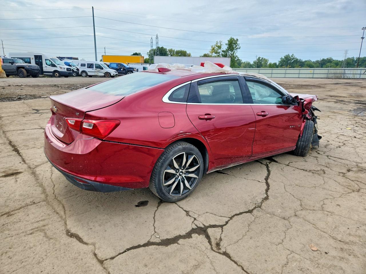 2018 Chevrolet Malibu Lt - Фото 3