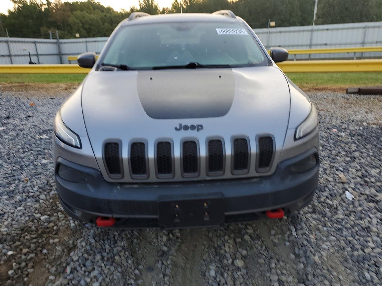 2016 Jeep Cherokee Trailhawk - Фото 5