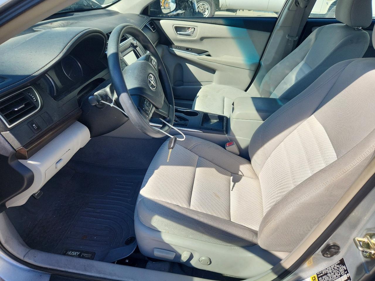 2016 Toyota Camry Le - Image 7