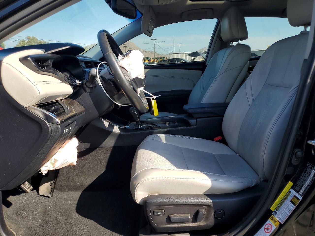 2013 Toyota Avalon Limited - Image 7