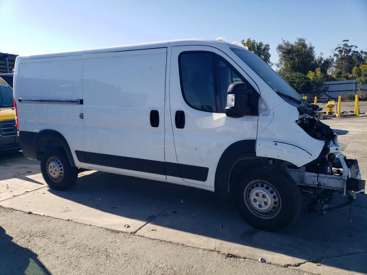2024 Ram Promaster 1500 Delivery Van - Image 4