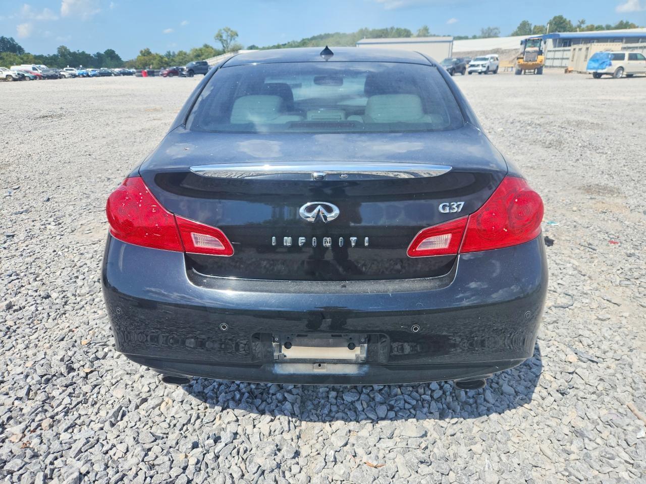 2012 Infiniti G37 Sedan Journey - Фото 6