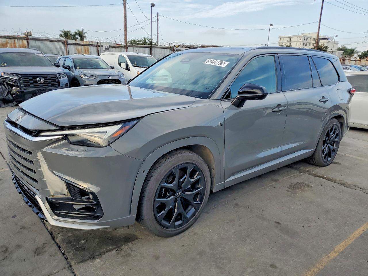 2024 Lexus Tx 500H F Sport Performance Luxury