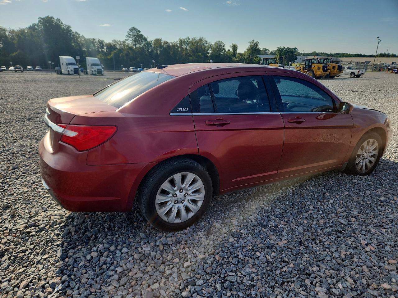 2014 Chrysler 200 Lx - Фото 3
