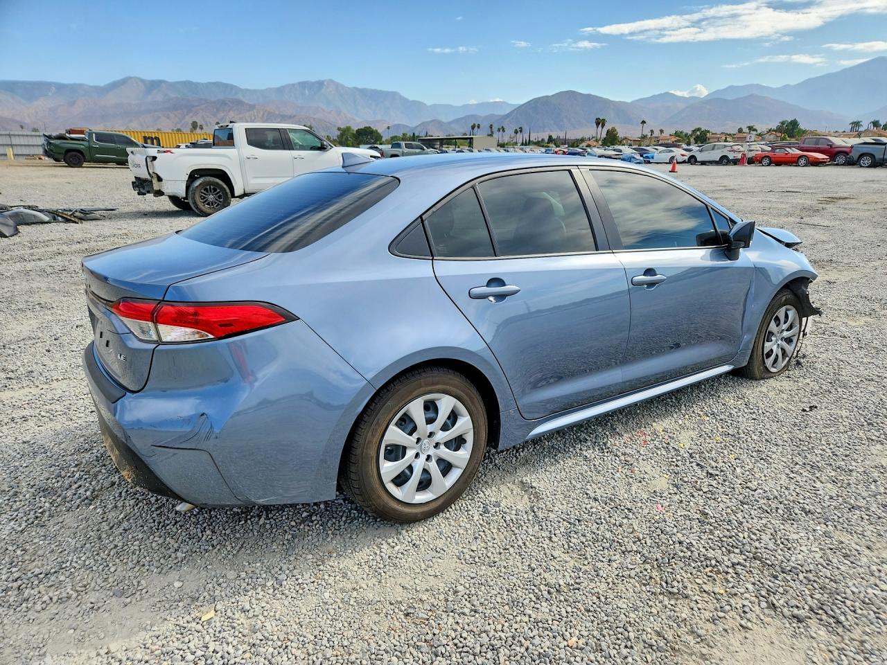 2026 Toyota Corolla Le - Фото 3