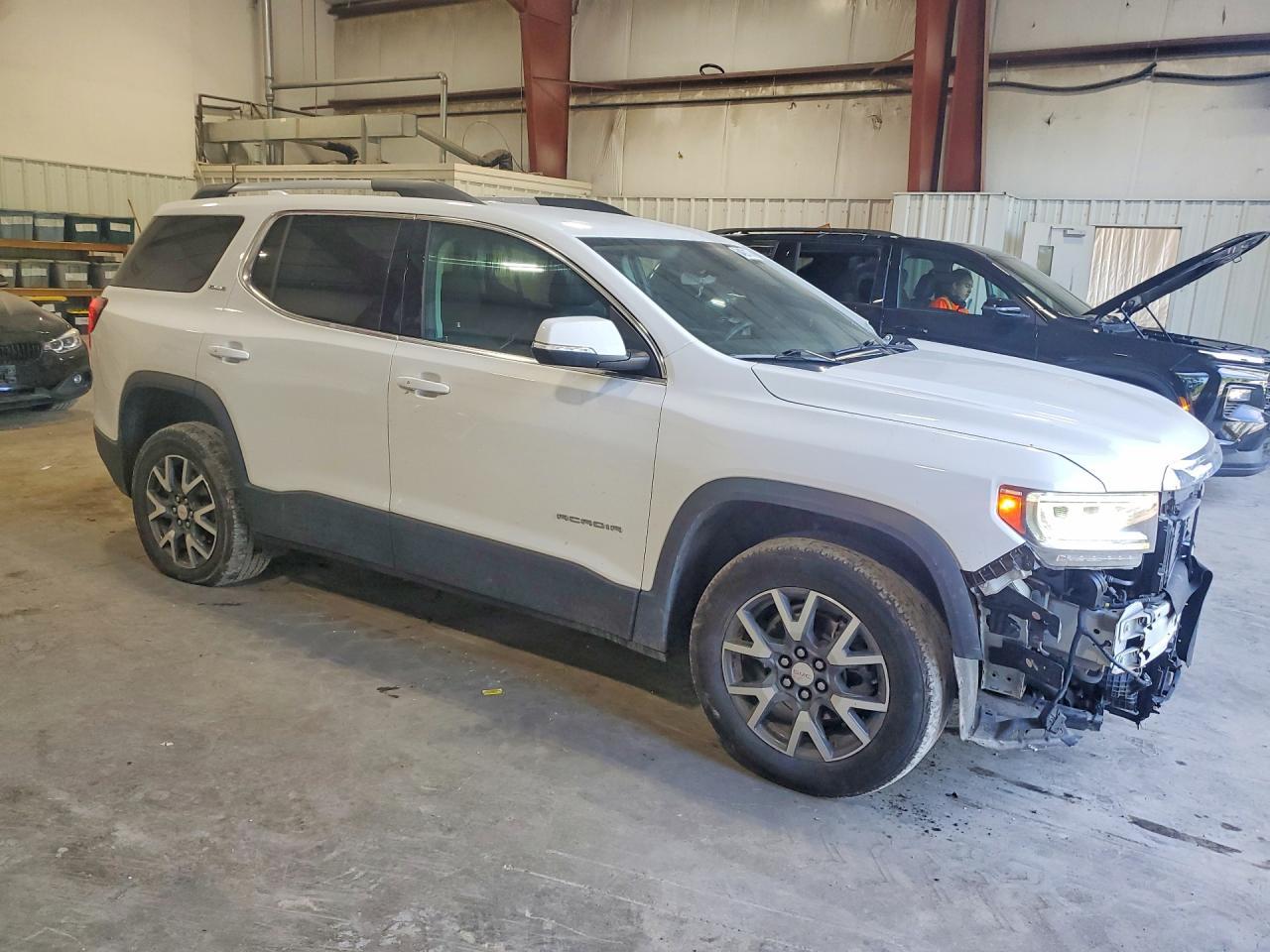 2022 GMC Acadia Sle - Image 4