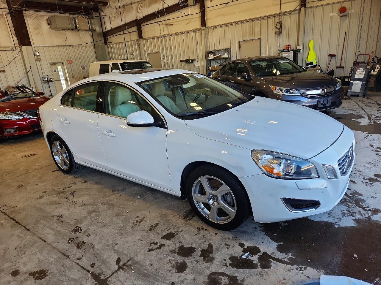 2013 Volvo S60 T5 - Фото 4