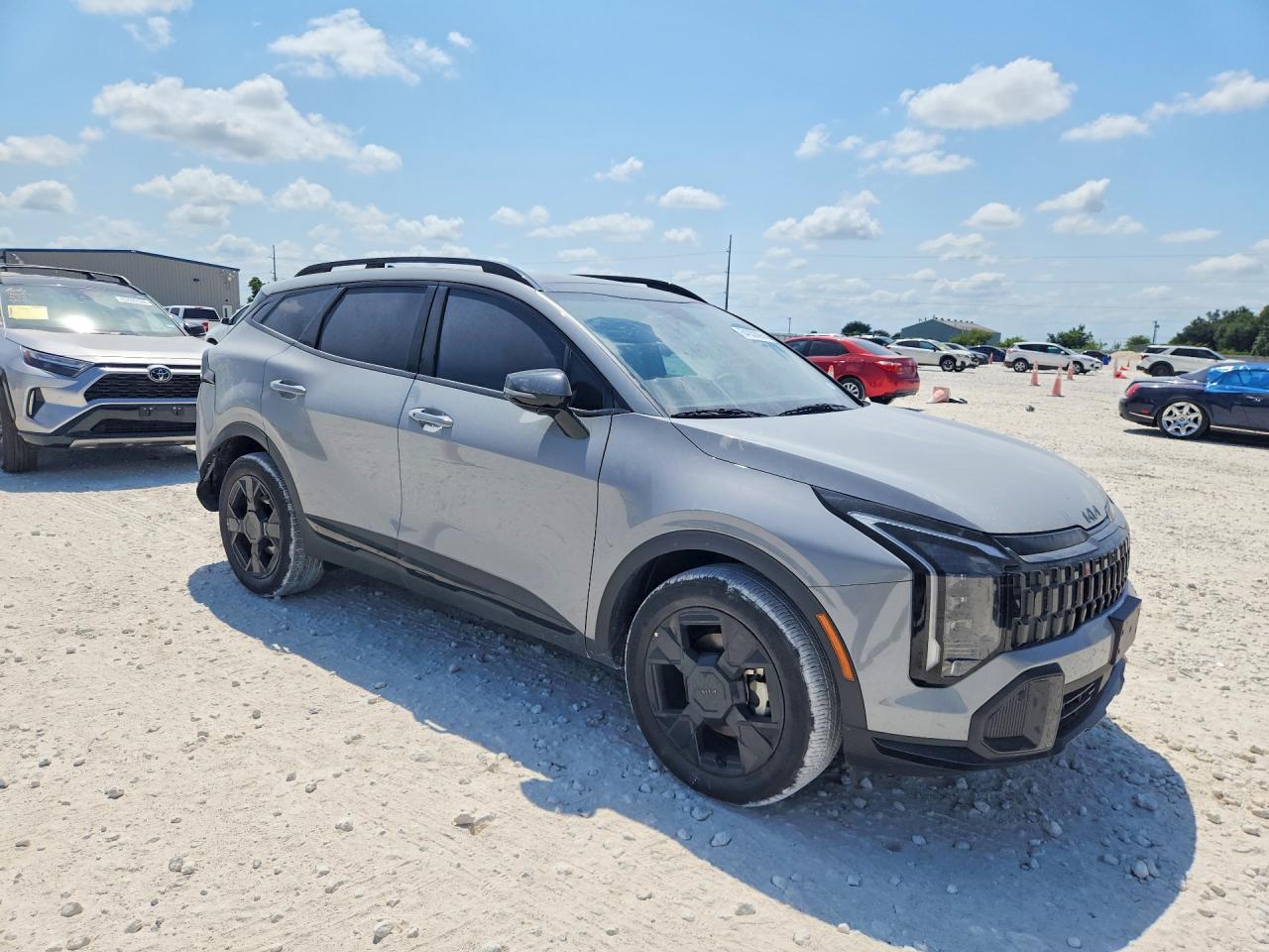2026 Kia Sportage X Line - Image 4