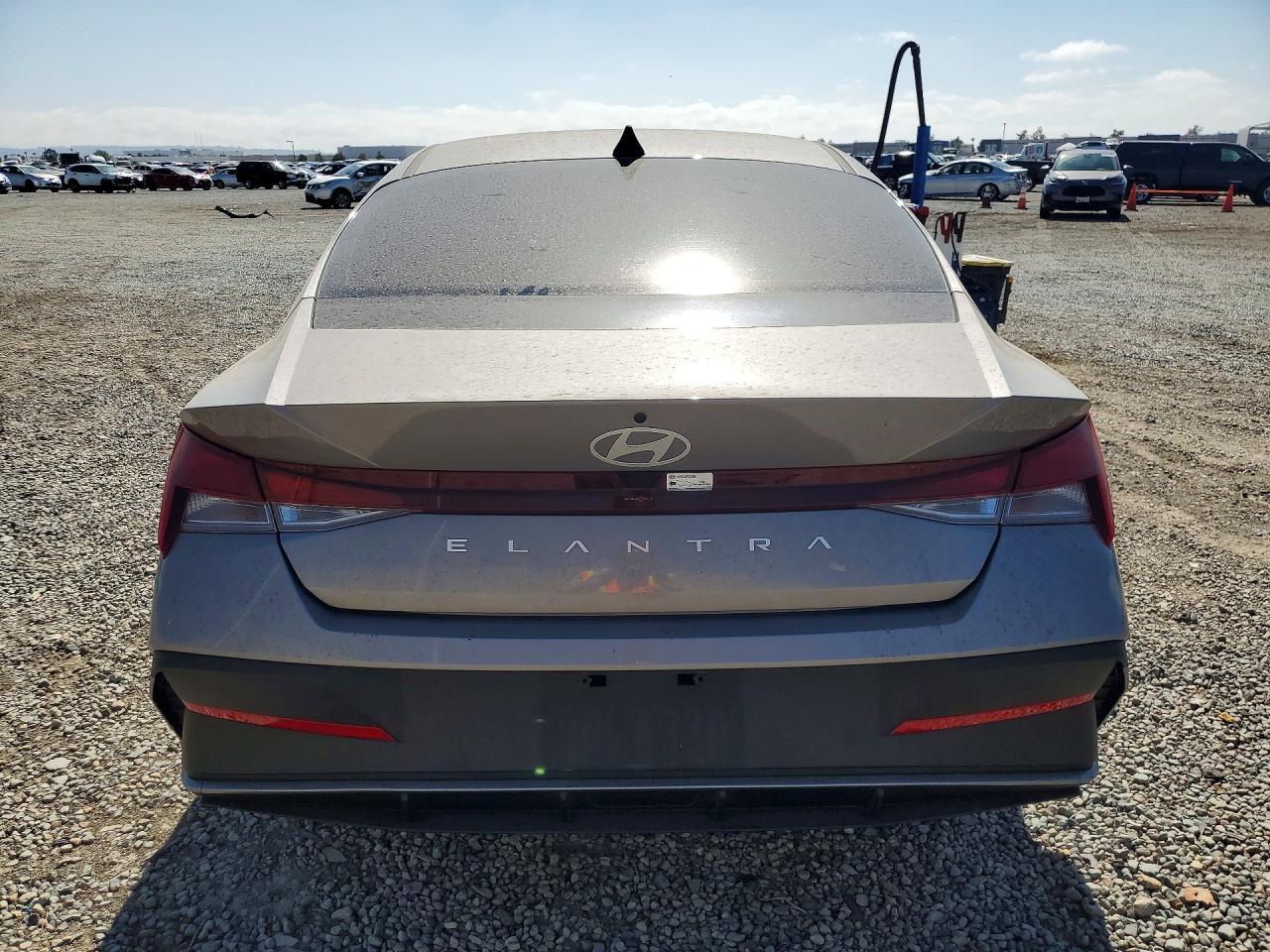 2024 Hyundai Elantra Sel - Фото 6