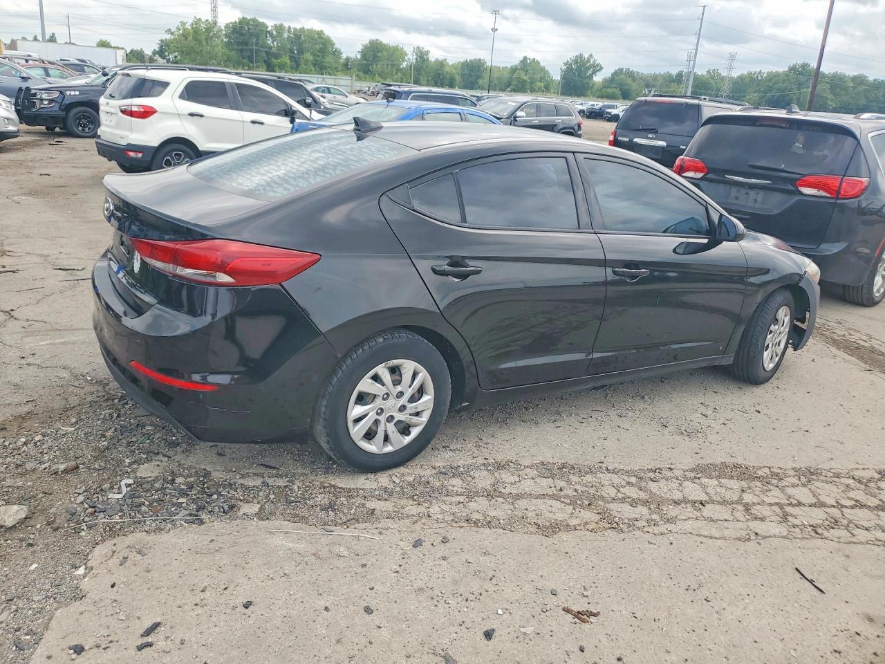 2017 Hyundai Elantra Se - Фото 3