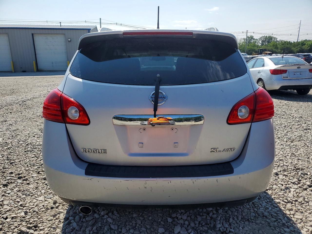 2012 Nissan Rogue S - Image 6