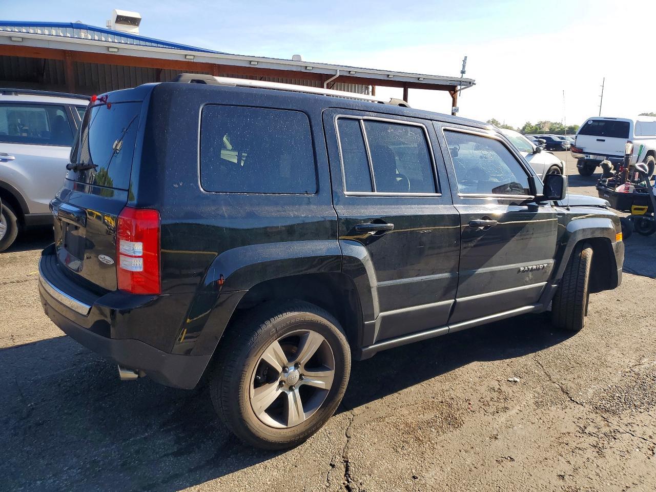 2017 Jeep Patriot Latitude - Фото 3