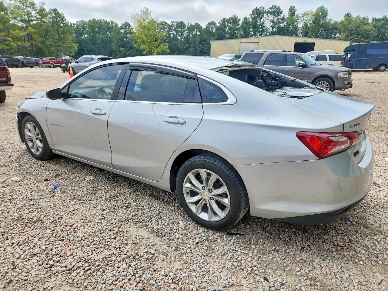 2020 Chevrolet Malibu Lt - Фото 2