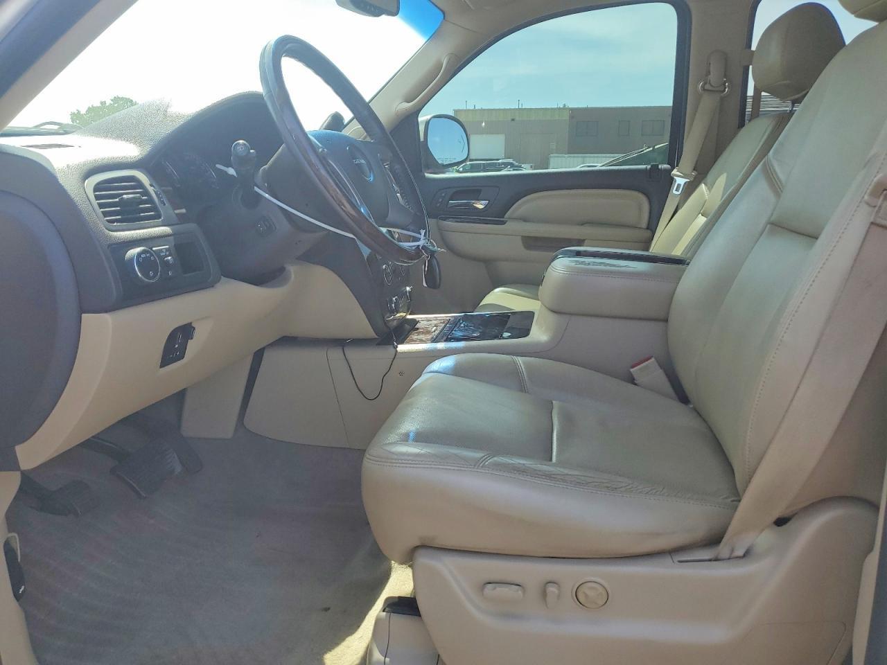 2014 GMC Yukon Denali - Фото 7
