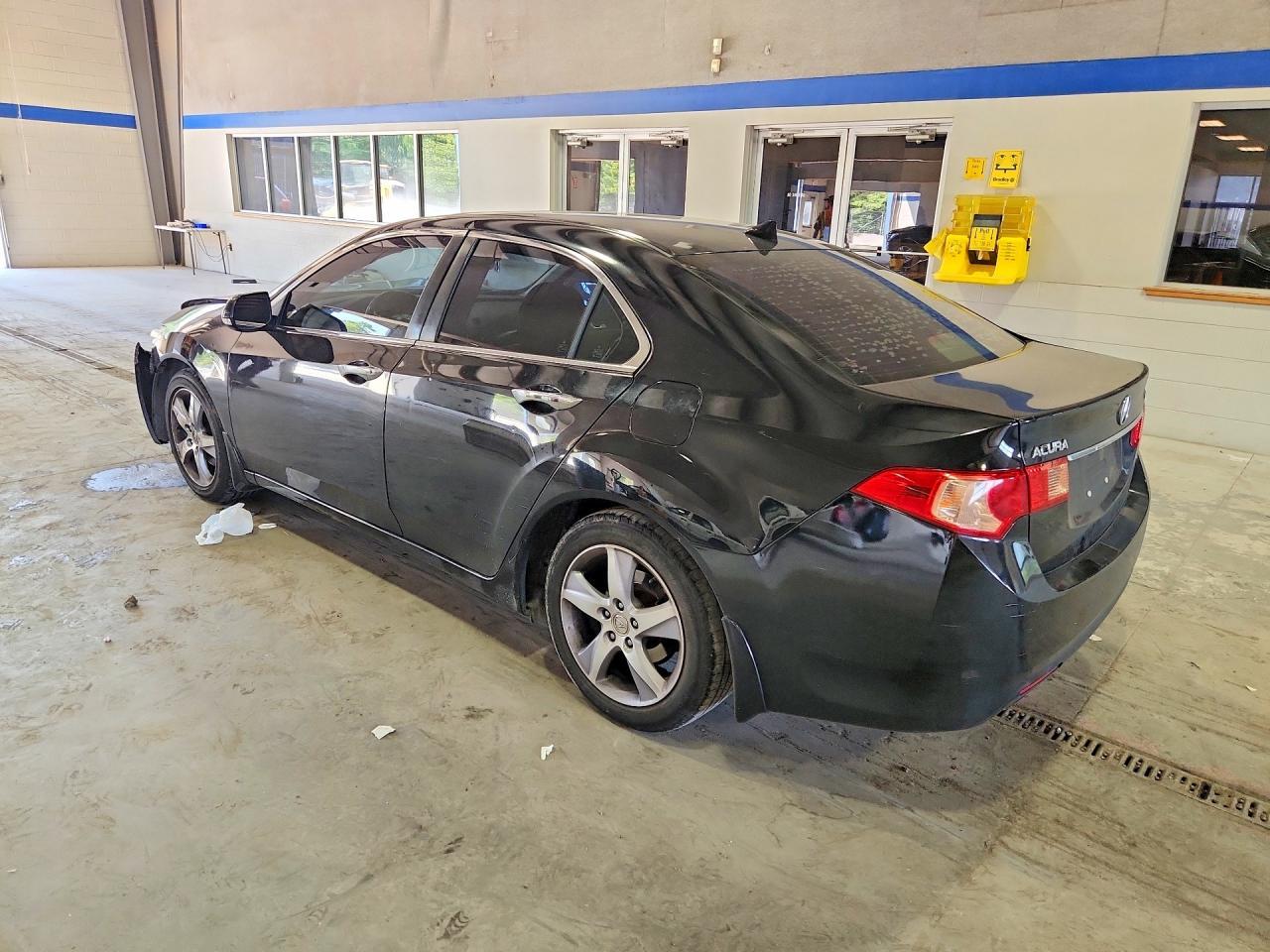 2013 Acura Tsx - Image 2