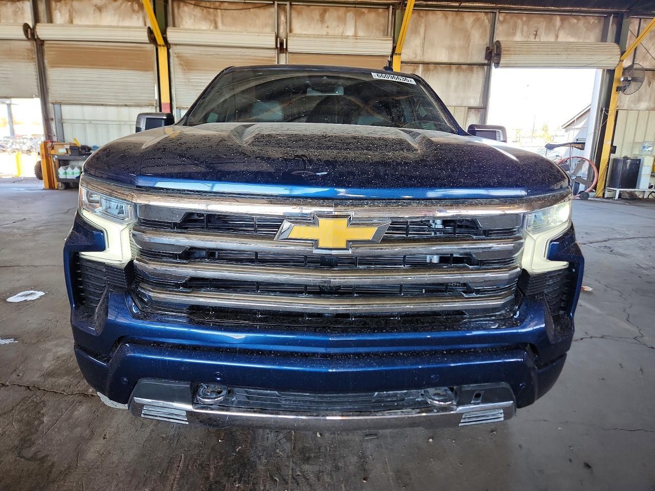 2022 Chevrolet Silverado K1500 High Country - Фото 5