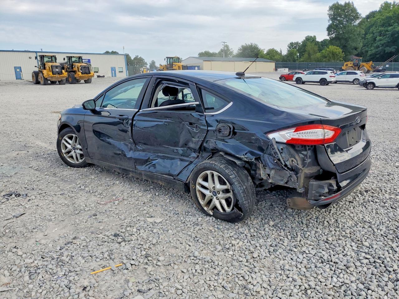 2014 Ford Fusion Se - Фото 2