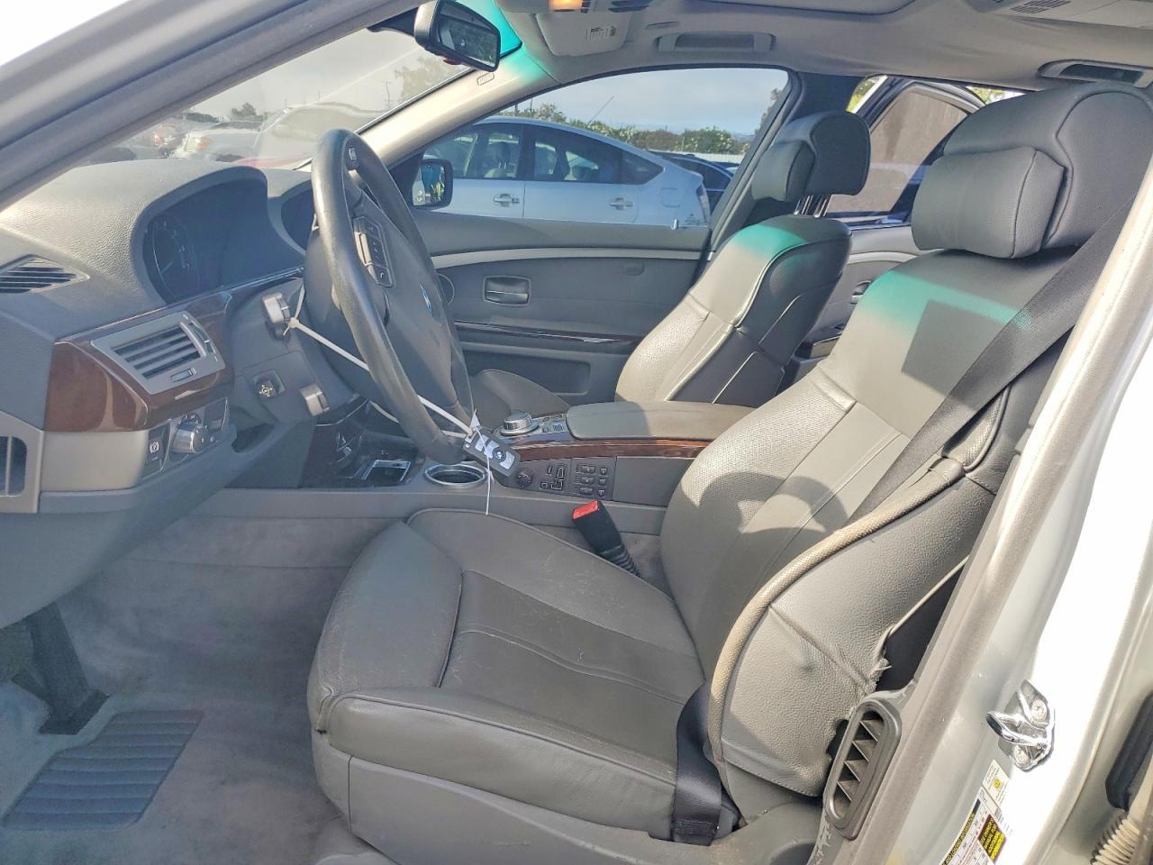 2006 BMW 750 Li - Фото 7
