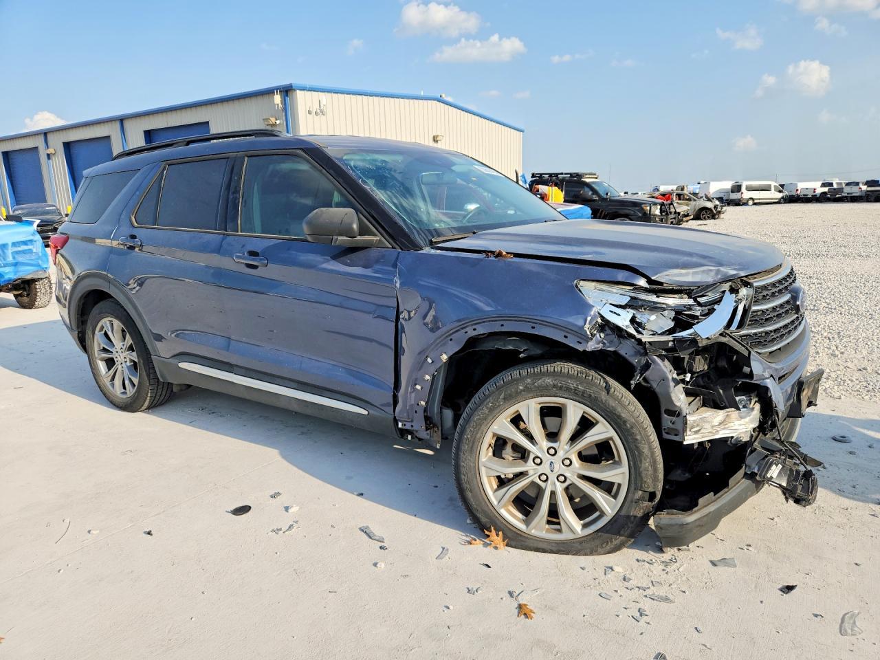 2021 Ford Explorer Xlt - Фото 4