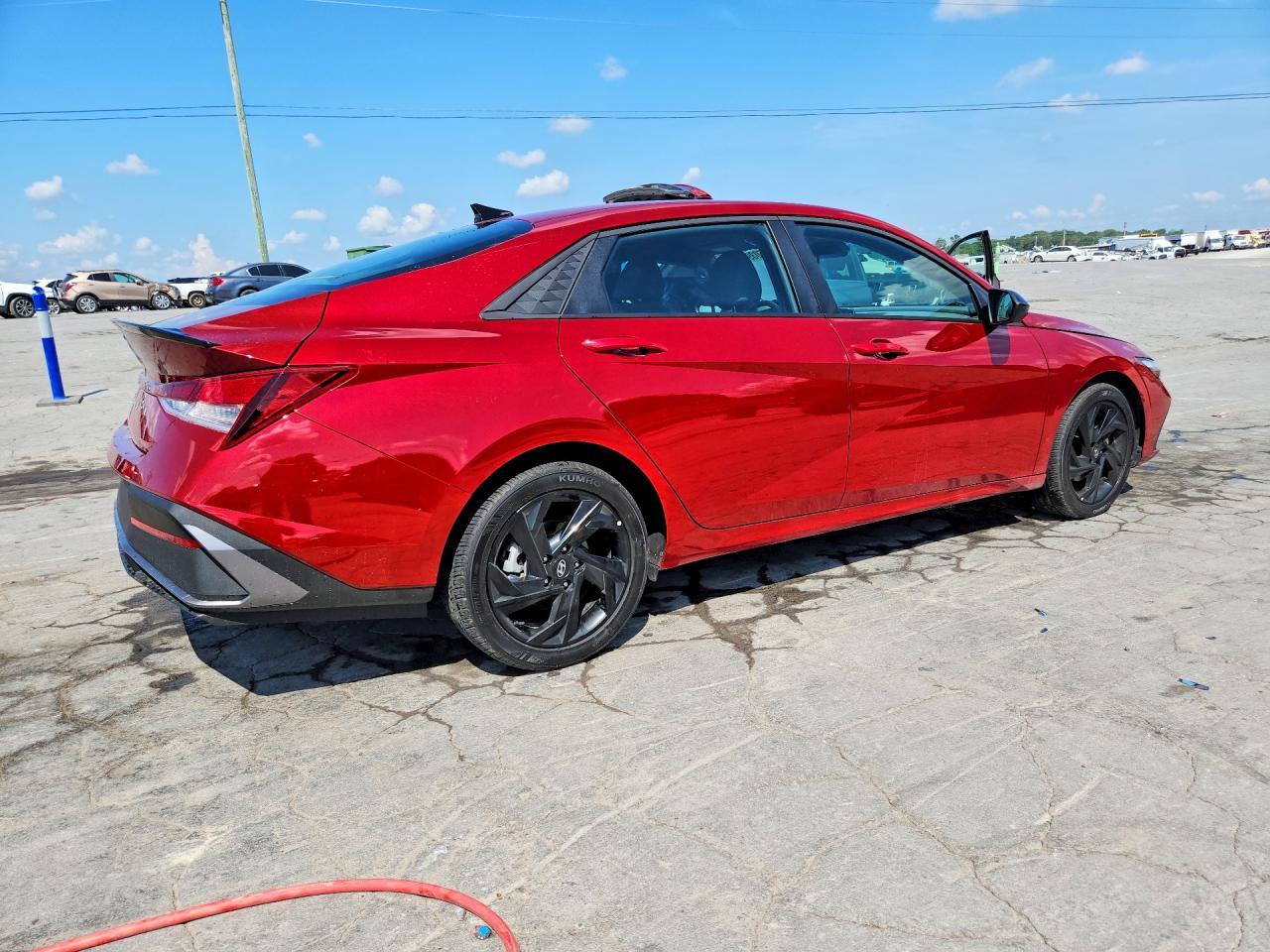 2026 Hyundai Elantra Sel Sport - Фото 3