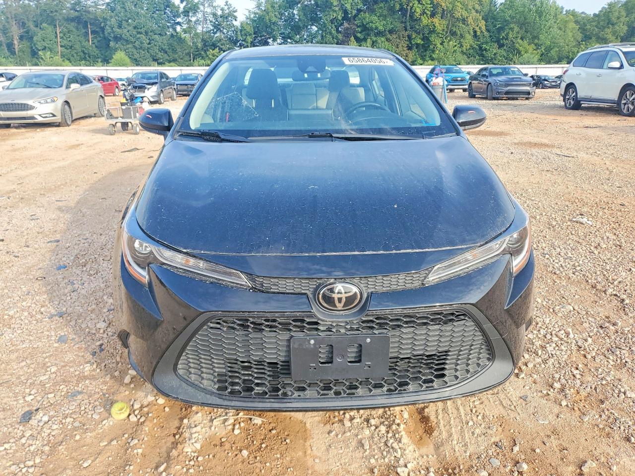 2021 Toyota Corolla Le - Image 5