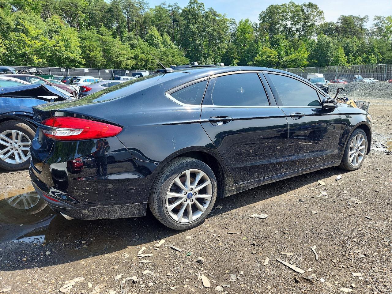2017 Ford Fusion Se - Image 3