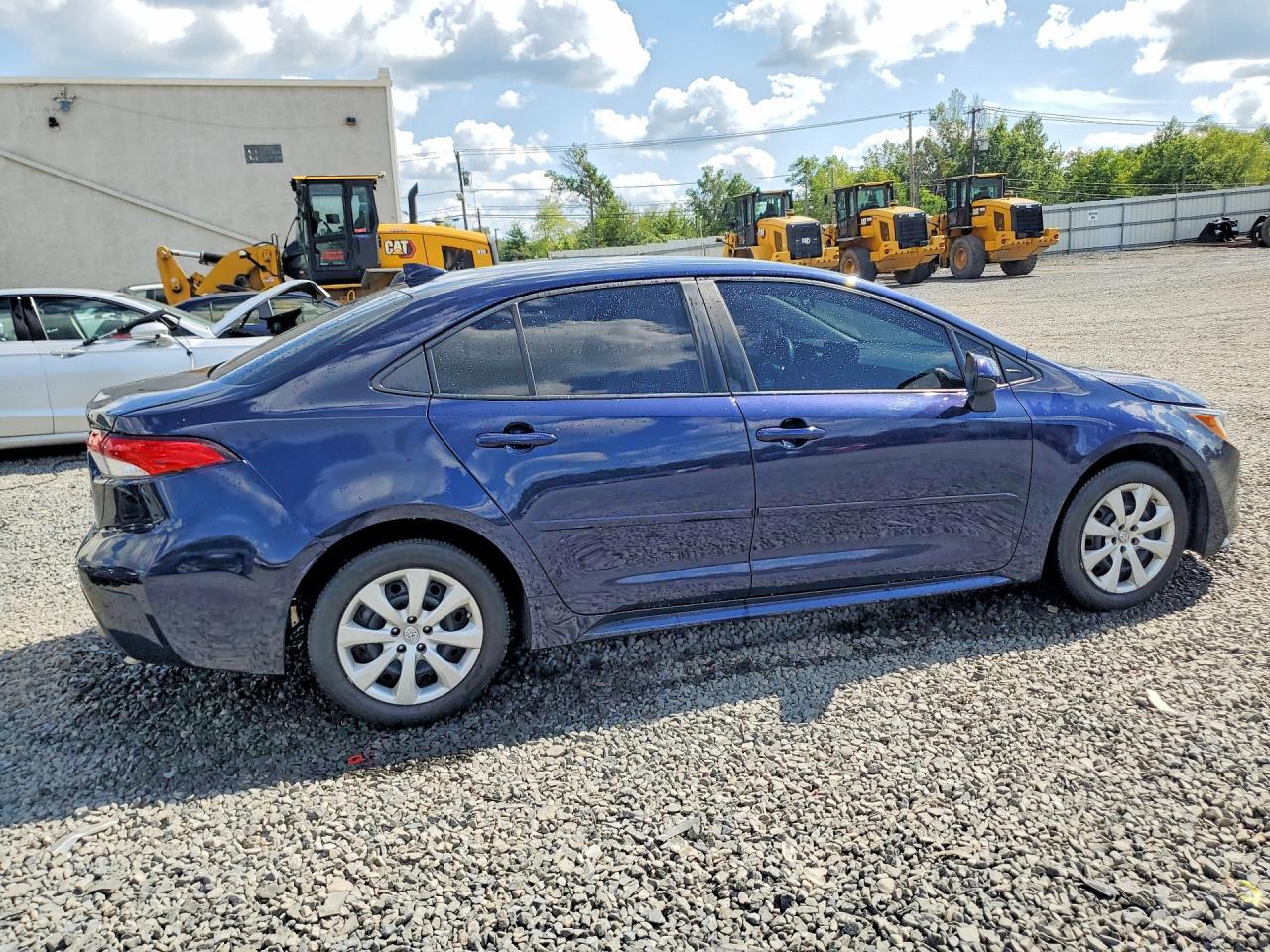 2023 Toyota Corolla Le - Фото 3