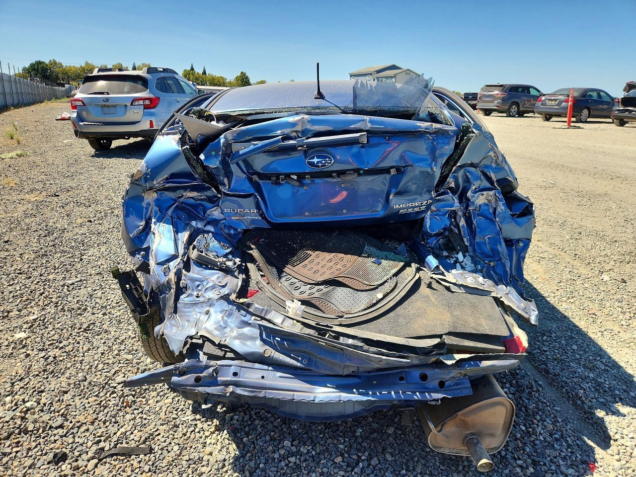 2015 Subaru Impreza Premium - Фото 6