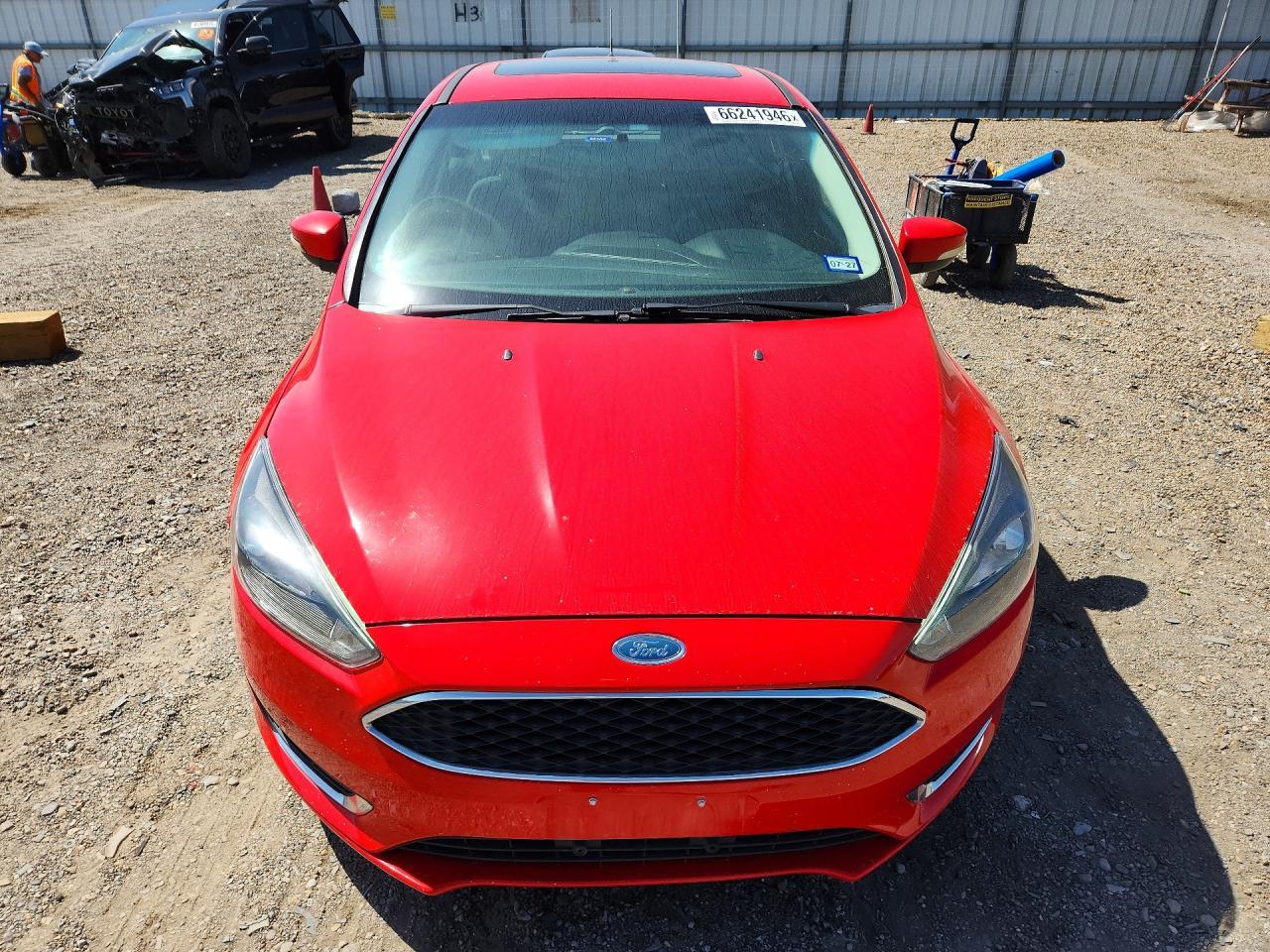 2017 Ford Focus Sel - Image 5