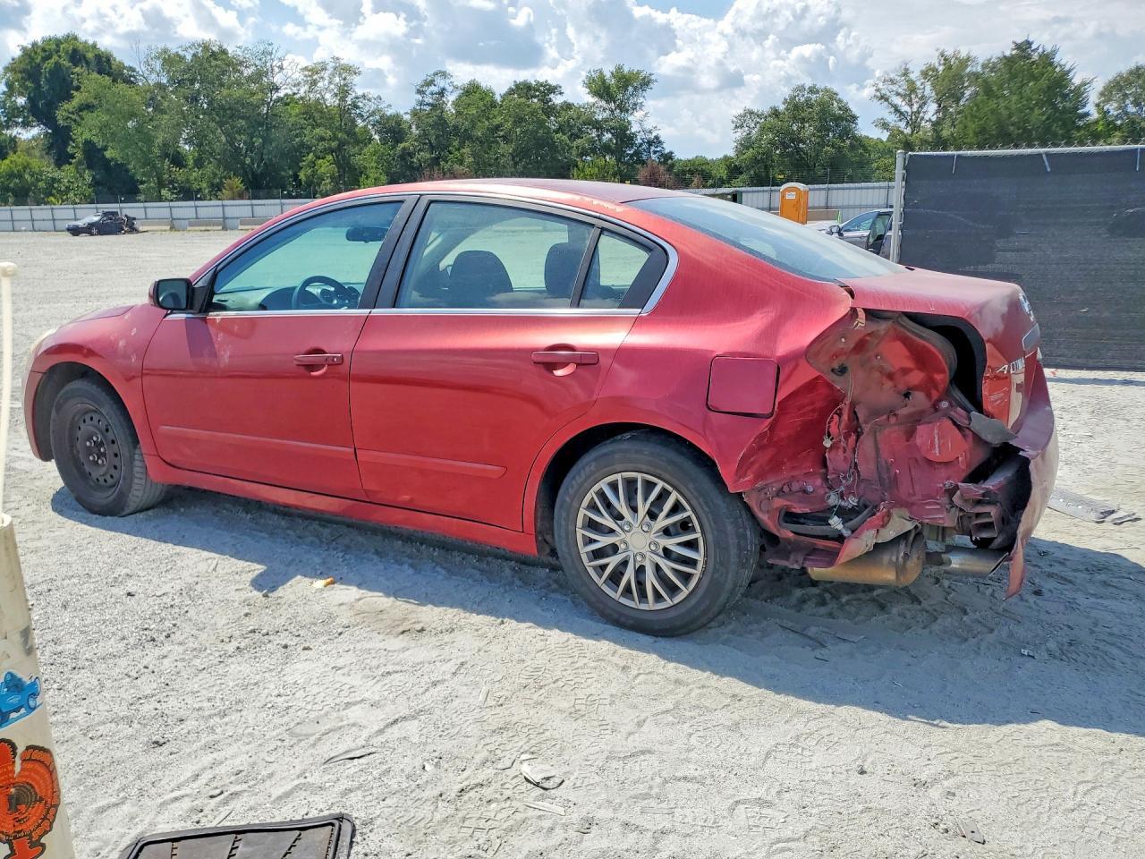 2009 Nissan Altima 2.5 - Image 2