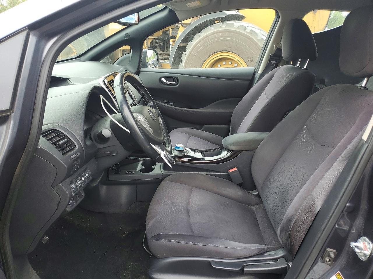 2013 Nissan Leaf S - Фото 7