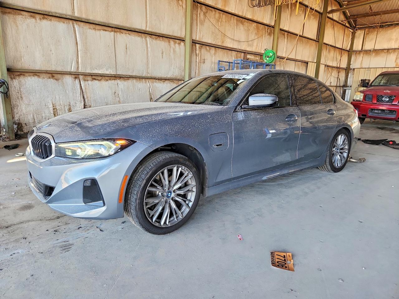 2023 BMW 330Xe