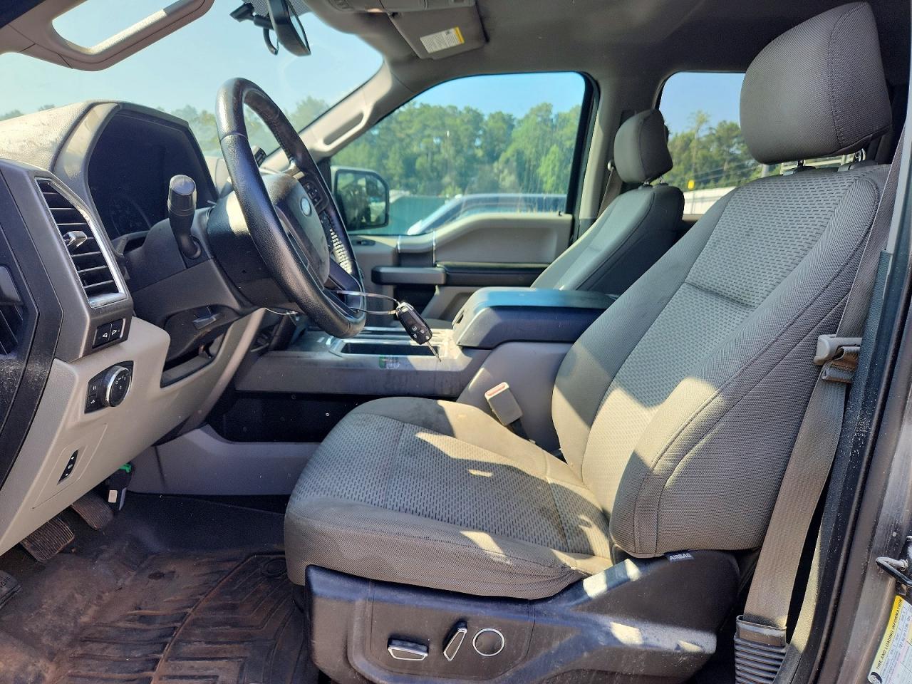2015 Ford F150 Supercrew - Фото 7