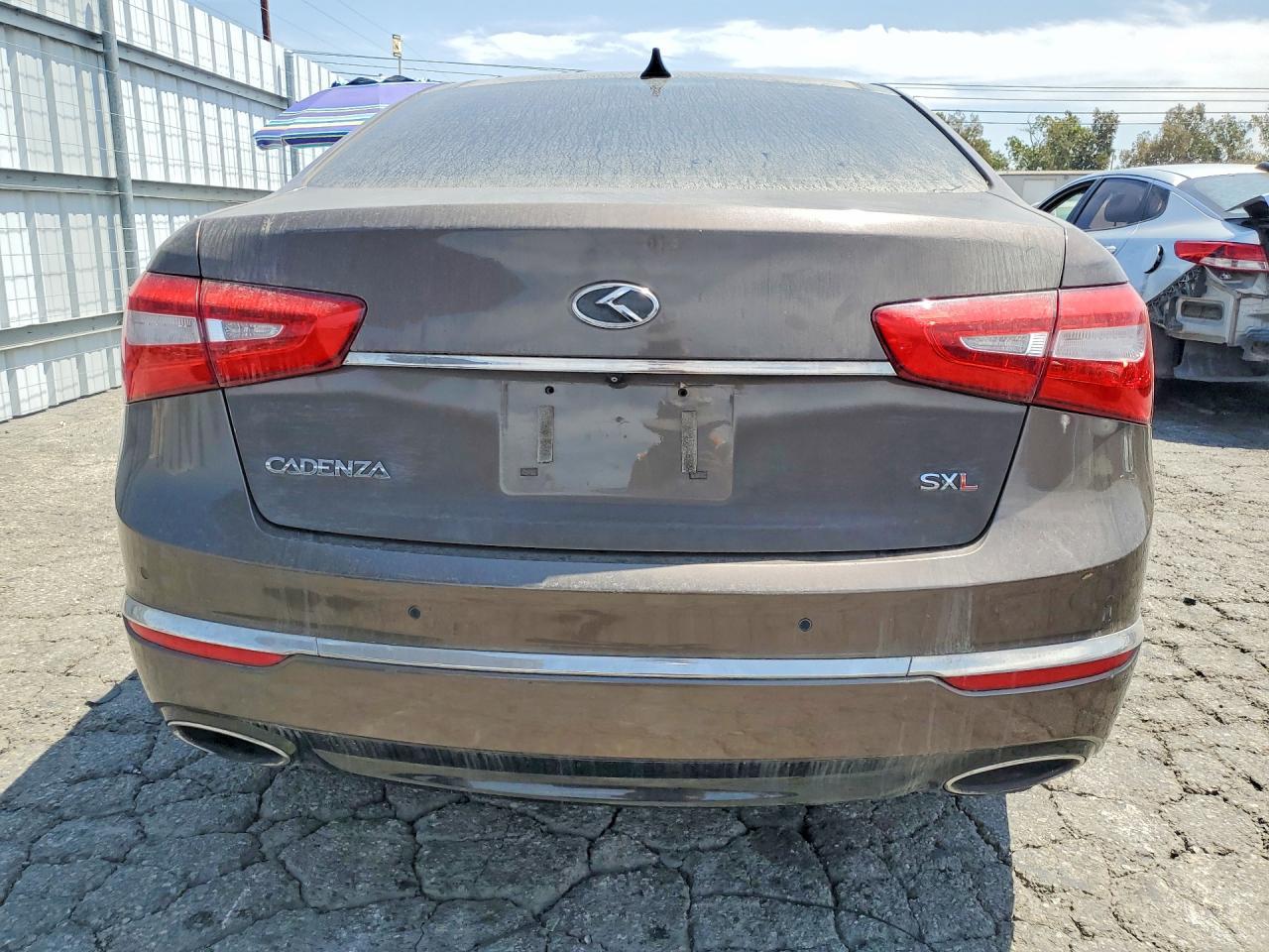 2014 Kia Cadenza Limited - Image 6