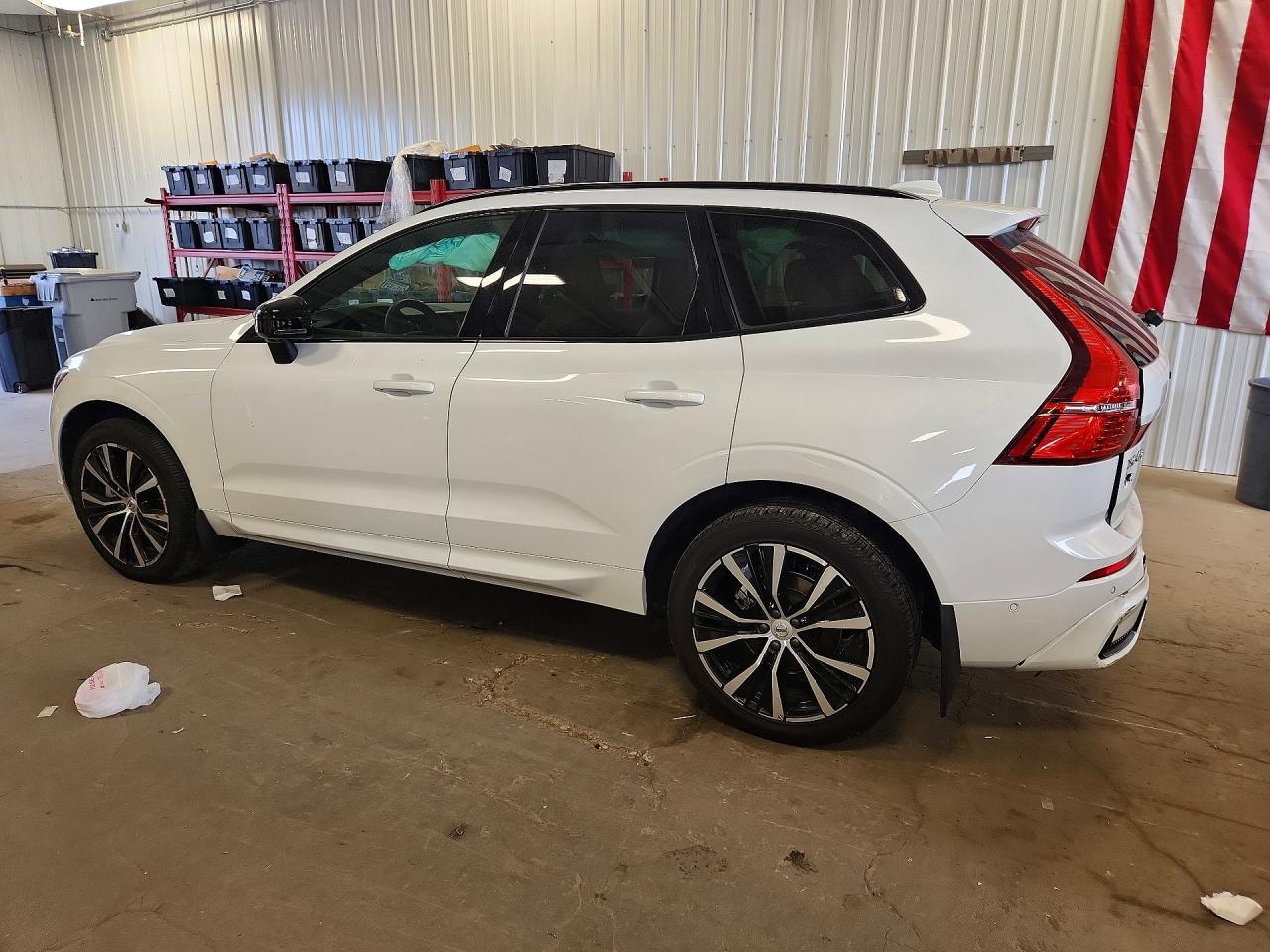 2024 Volvo Xc60 Ultimate - Фото 2