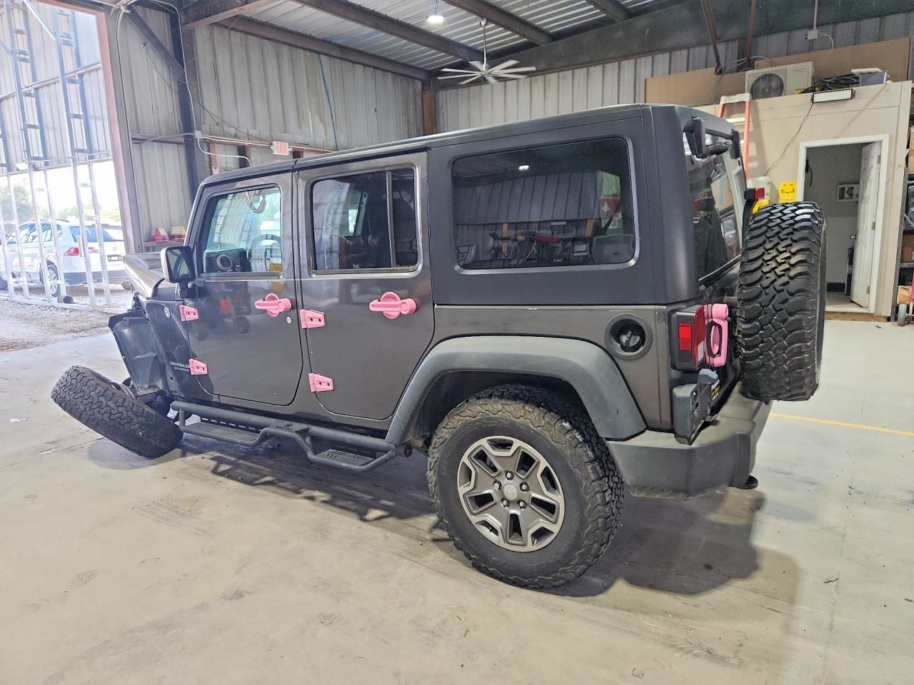 2016 Jeep Wrangler Unlimited Rubicon - Фото 2