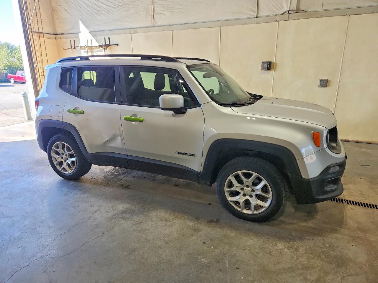 2015 Jeep Renegade Latitude - Фото 4