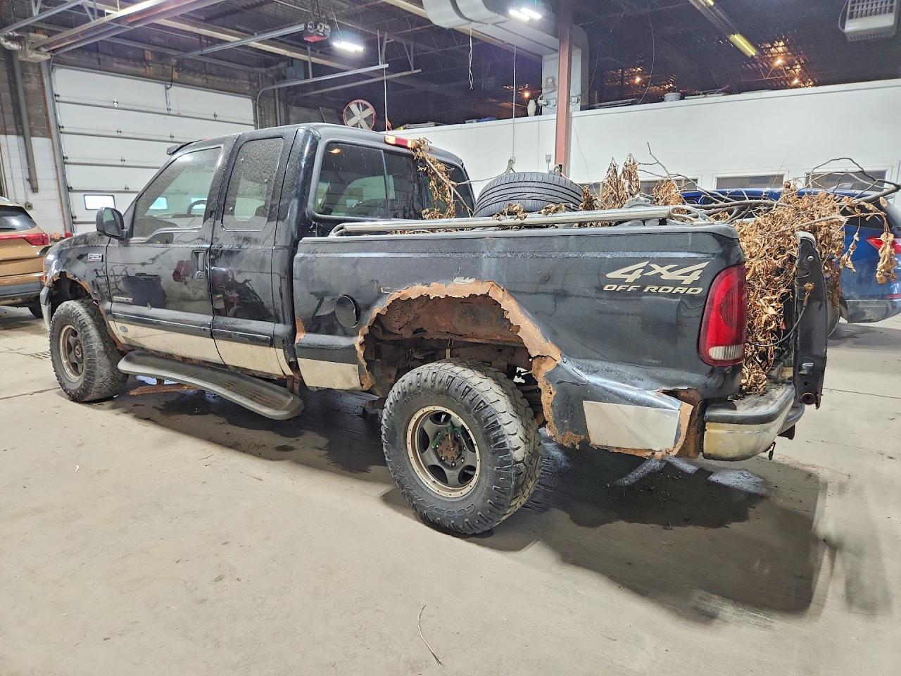 2001 Ford F250 Super Duty - Фото 2