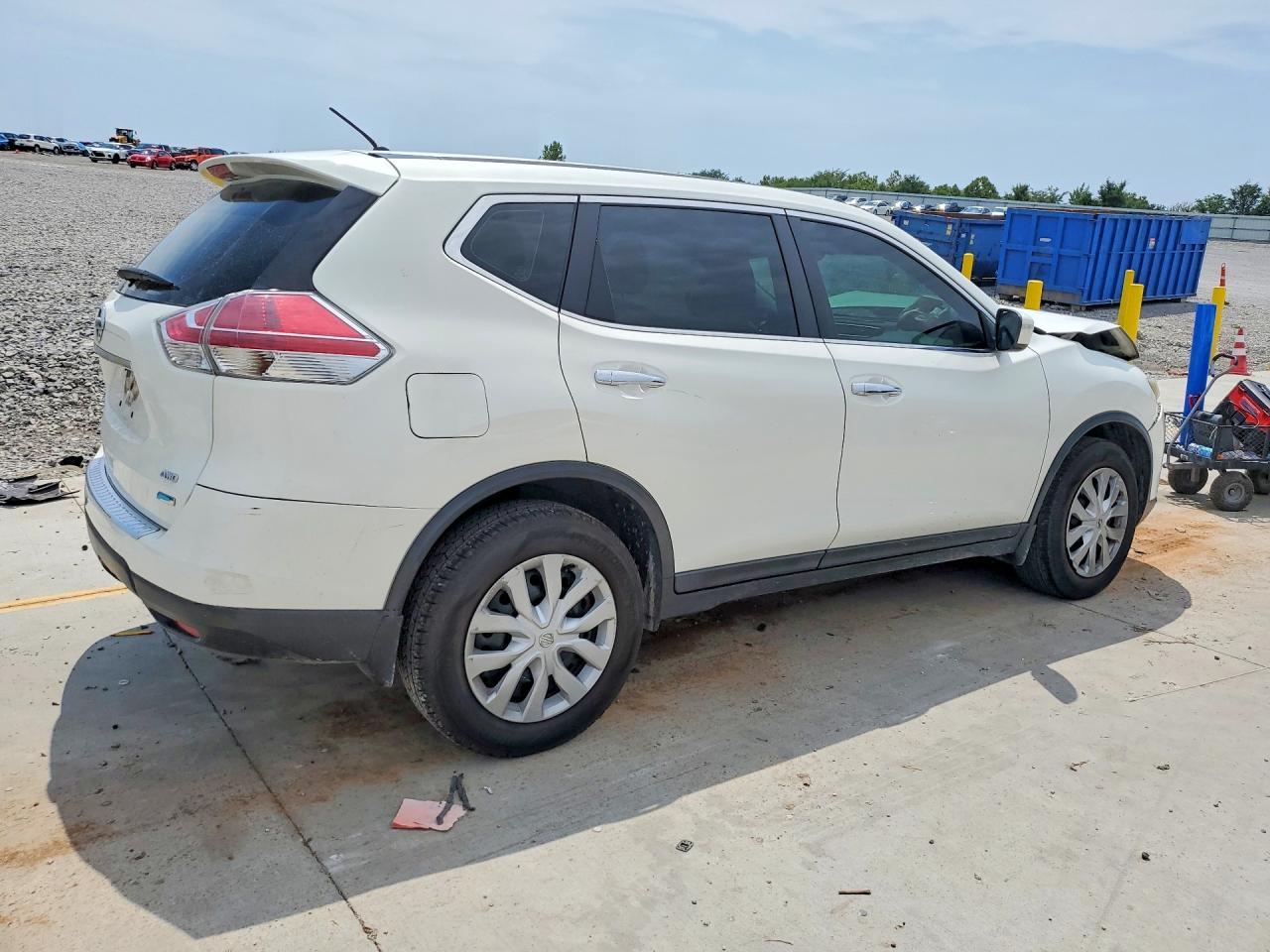 2014 Nissan Rogue S - Фото 3