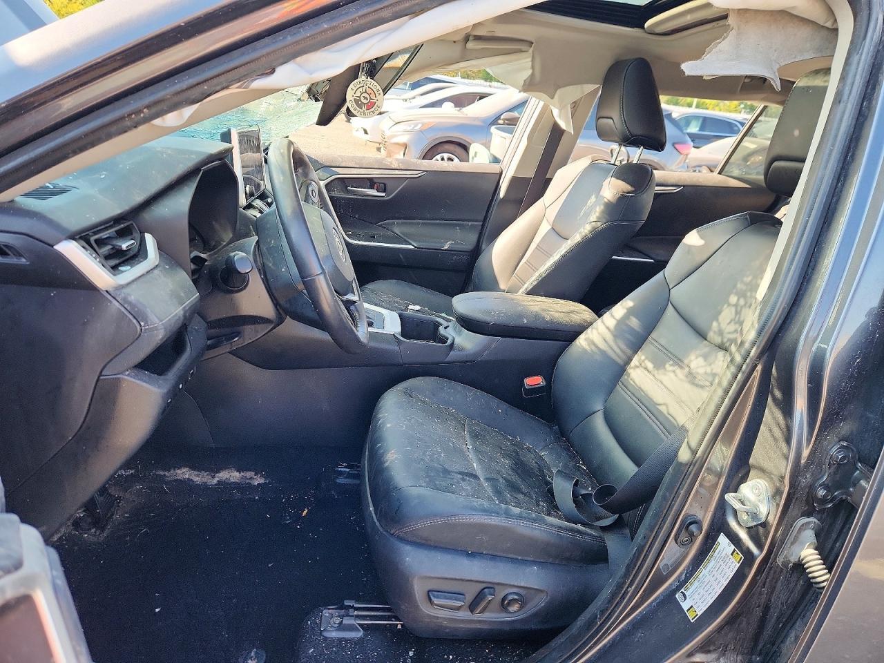 2024 Toyota Rav4 Xle - Image 7