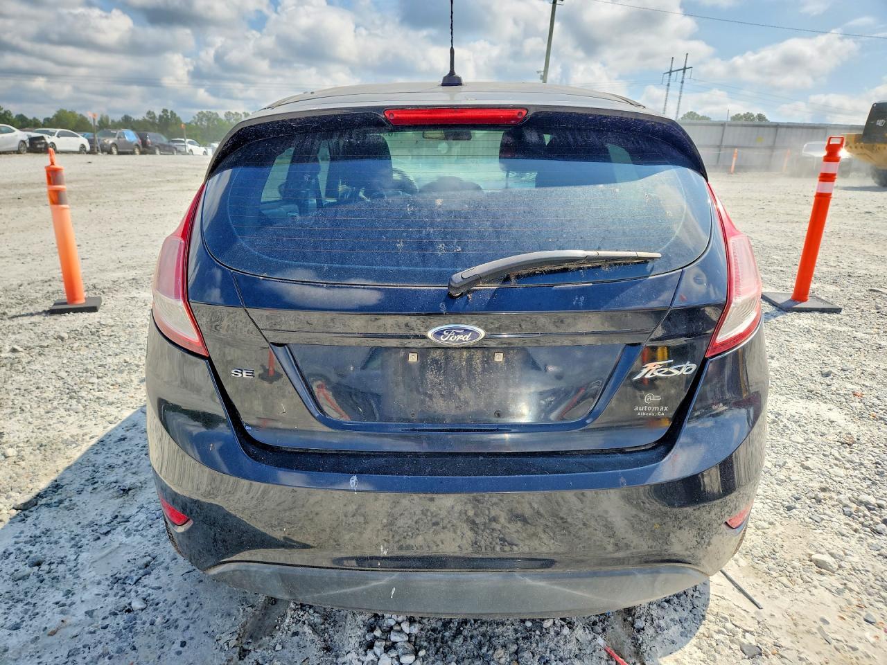 2016 Ford Fiesta Se - Image 6