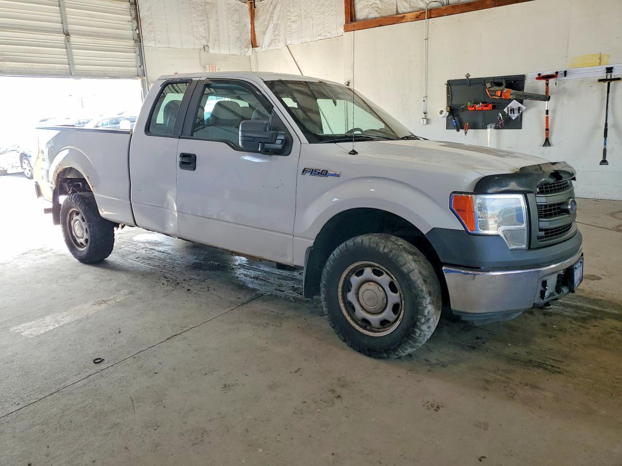 2014 Ford F150 Super Cab - Image 4