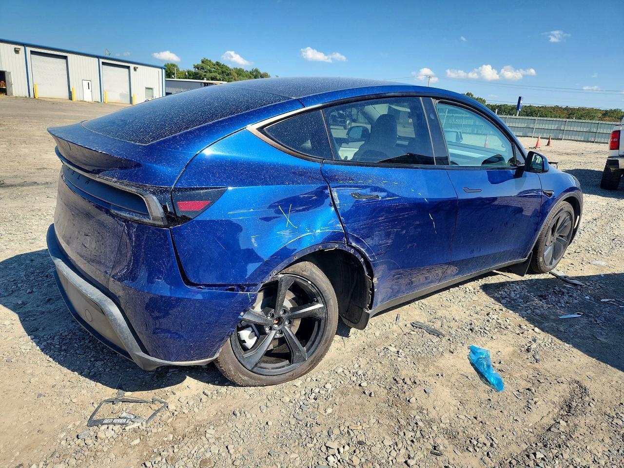 2026 Tesla Model Y - Image 3