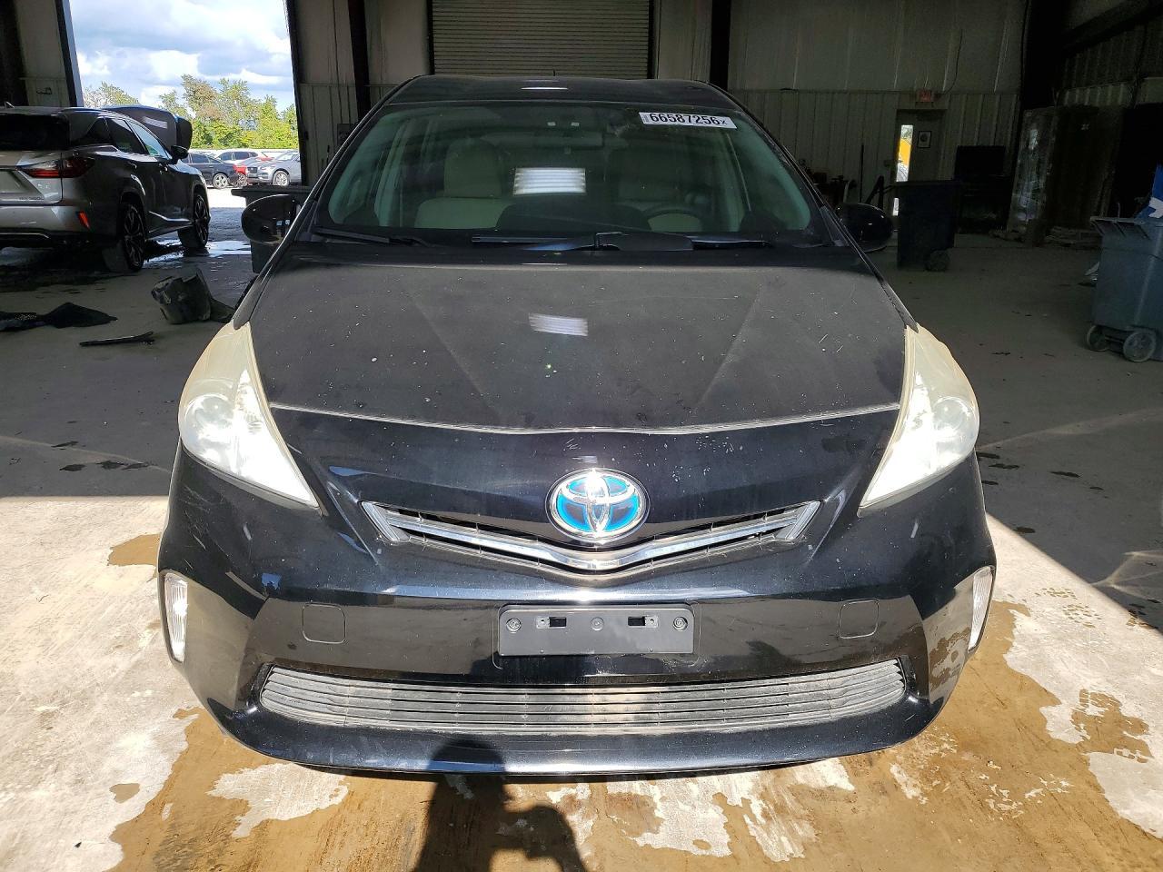 2013 Toyota Prius V Three - Фото 5