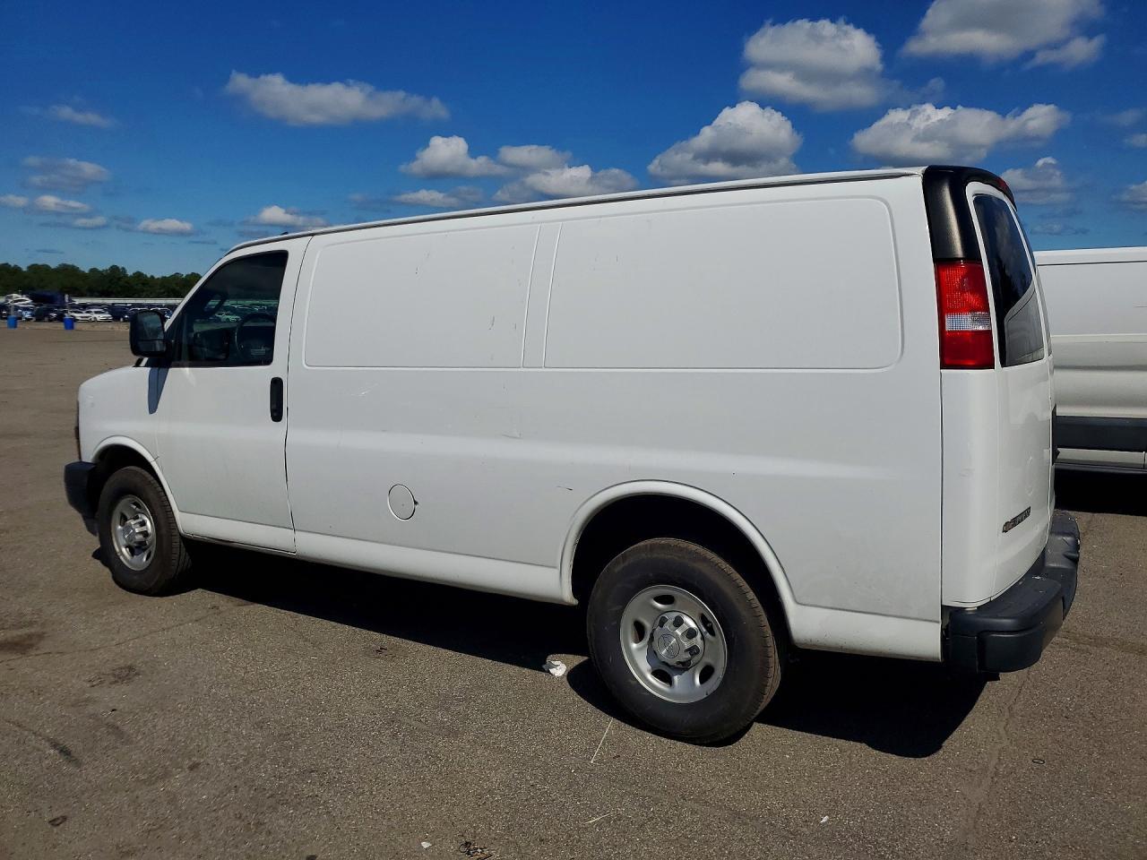 2019 Chevrolet Express G2500 Delivery Van - Image 2